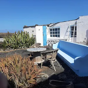 The Hideaway Apartamento La Oliva